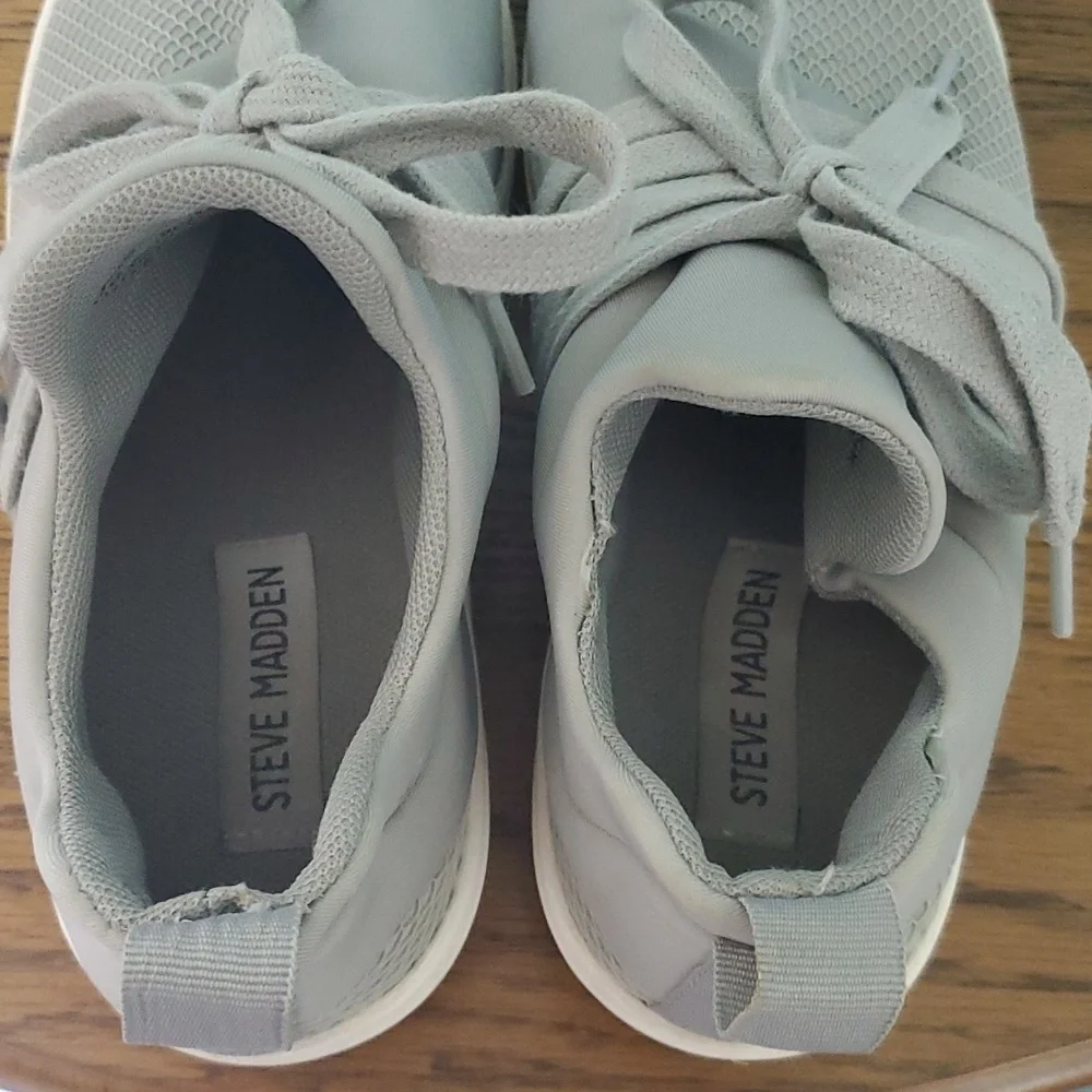 Steve Madden Lancer gray sneaker tennis shoe - Picture 8 of 10